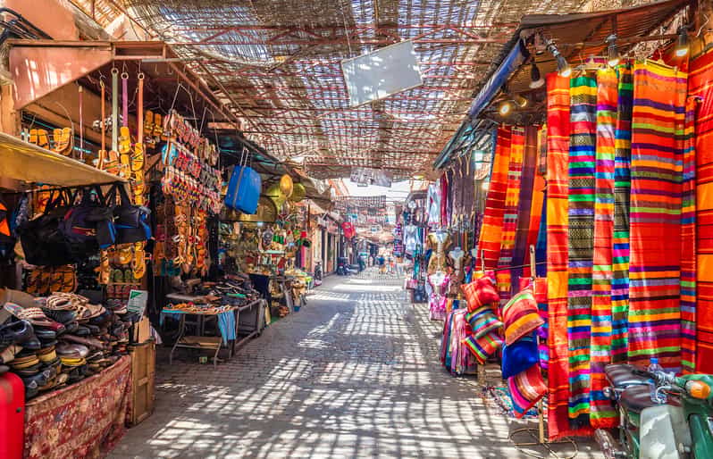 Do You Need a Car in Marrakech? When Renting Makes Sense, and Where to Park